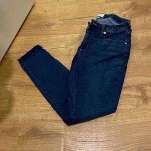 Mid Rise Curvy Skinny Jeans